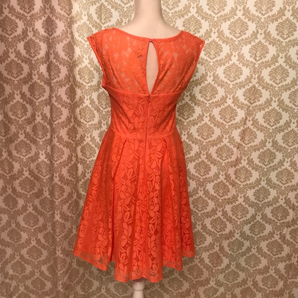 Sleeveless CORAL floral fit and flare dress - Picture 3 of 5